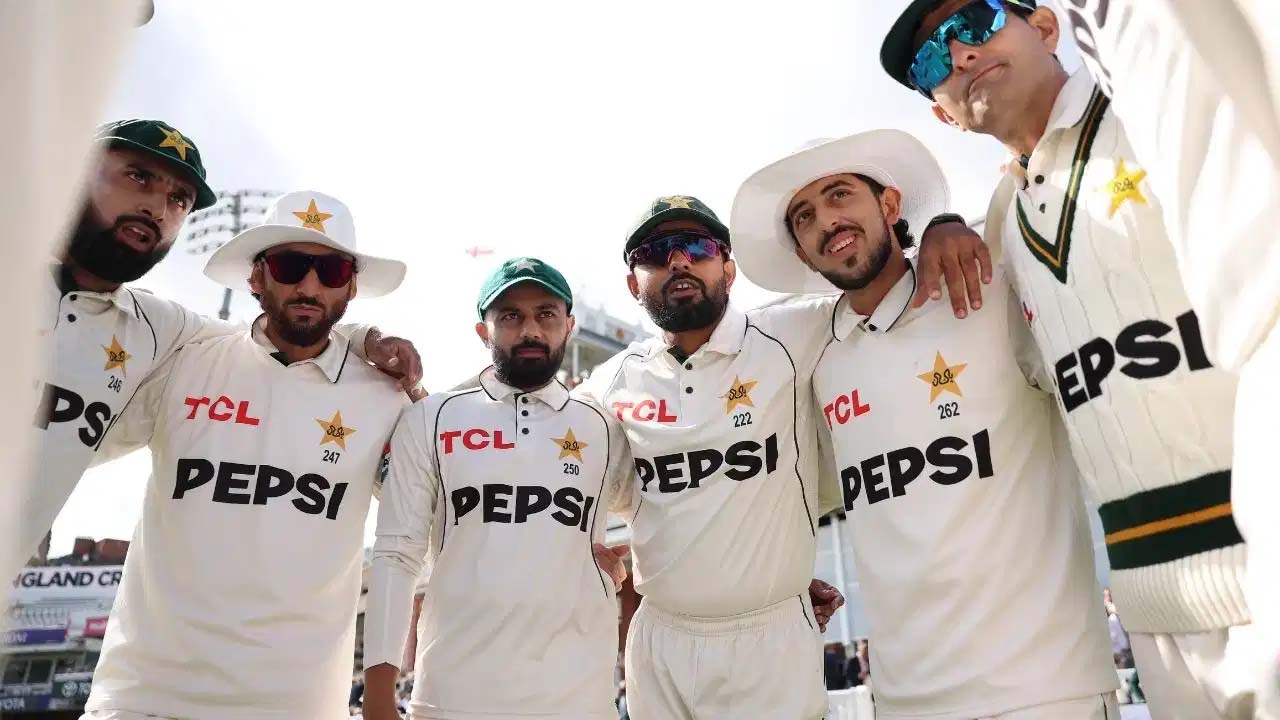 PCB के बड़े फैसले पर रमीज राजा का गुस्सा, बोले- क्रिकेट में ऐसा कभी नहीं हुआ