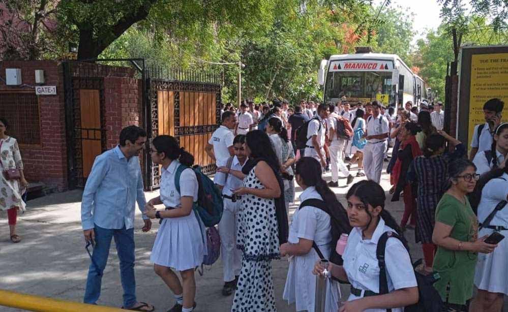 ‘दिल्ली बनेगा खालिस्तान’ धमकी से सनसनी, कई स्कूलों को भेजे गए धमकी भरे संदेश