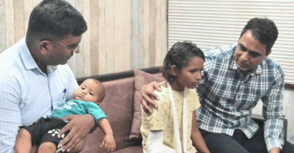 आजमगढ़ पुलिस ने संवेदनशील मिशन में बचाई दो बच्चियों की जान, मदद के लिए सामने आया पूरा विभाग