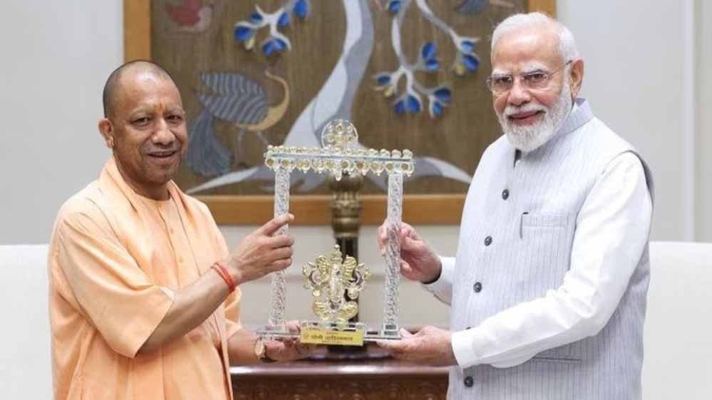 प्रधानमंत्री मोदी से योगी आदित्यनाथ की मुलाकात, PM आवास पर लंबी बैठक में क्या हुआ?