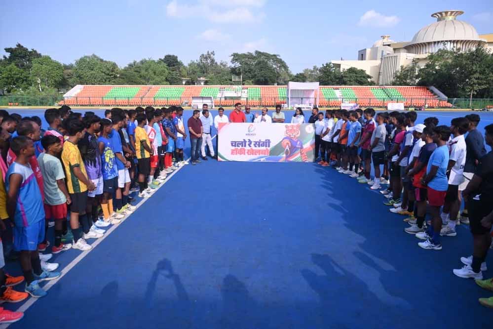 उप मुख्यमंत्री अरुण साव चयन ट्रायल के दोनों दिन पहुंचे हॉकी स्टेडियम, खिलाड़ियों की हौसला अफजाई की