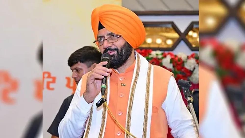 भगवंत मान के ‘नकली पगड़ी’ तंज पर भड़के नायब सैनी, गुरुओं और पंजाब की जनता से माफी की मांग
