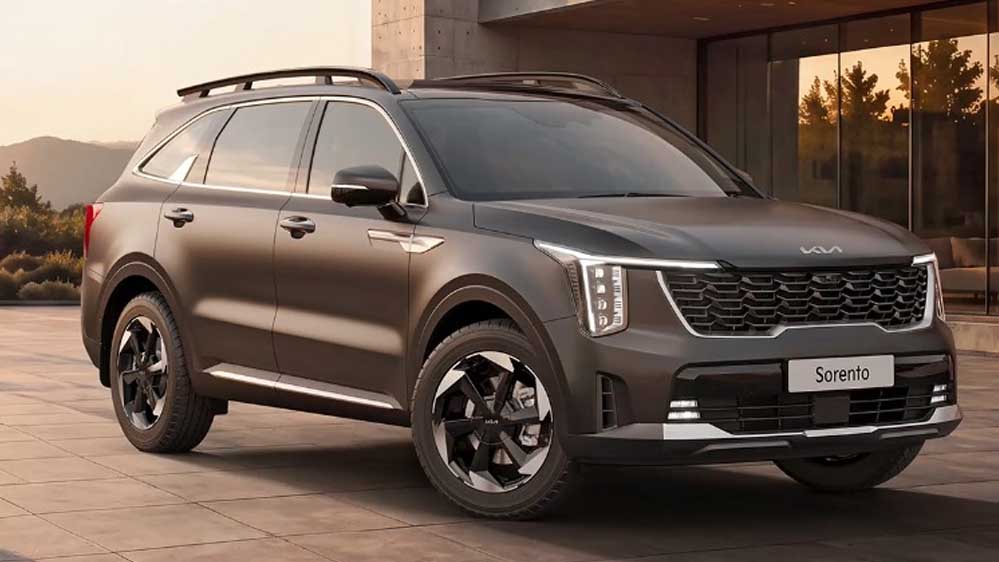 Kia Sorento की भारत में एंट्री, ₹27.99 लाख शुरुआती कीमत; हाइब्रिड और डीजल इंजन का विकल्प