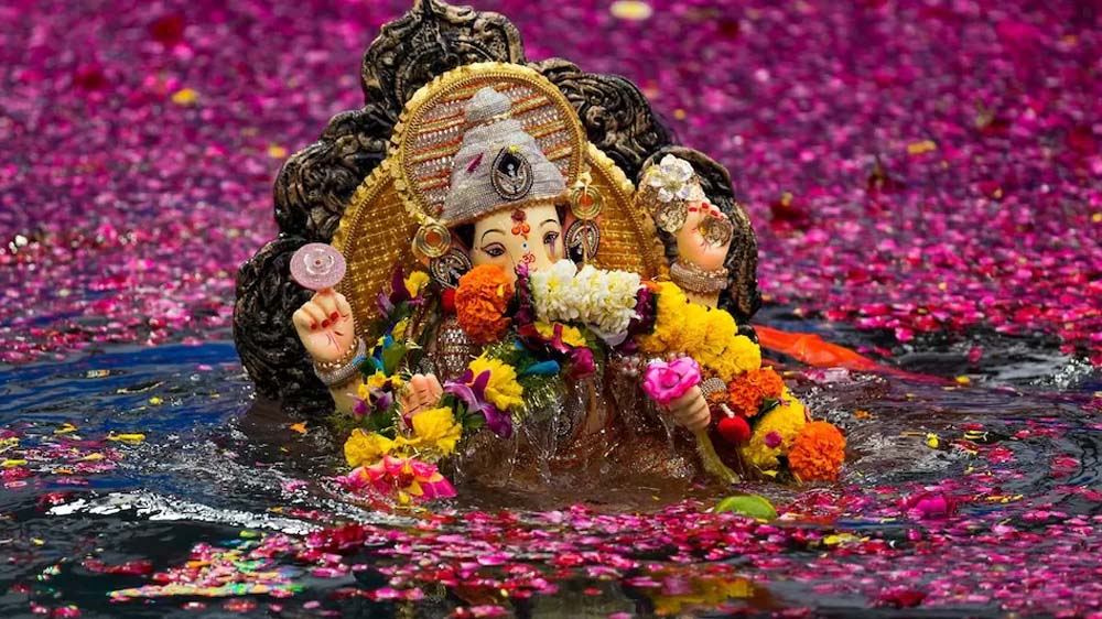 अनंत चतुर्दशी 2026: गणपति विसर्जन का शुभ मुहूर्त और पूजा विधि जानें