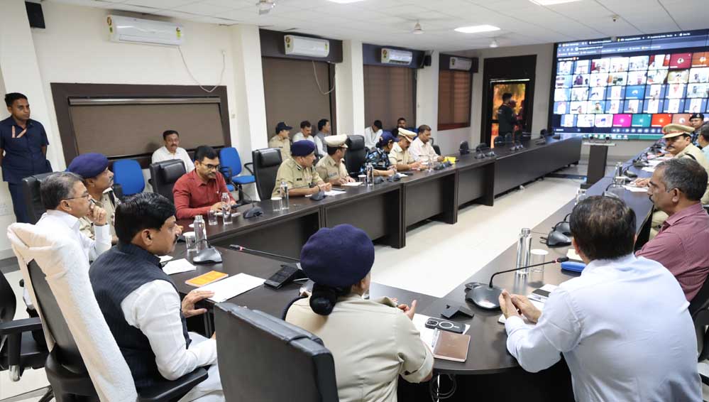 सीएम डॉ. यादव की अपील- मानसून सक्रिय रहने तक रहें बेहद सावधान, सुरक्षा को दें प्राथमिकता