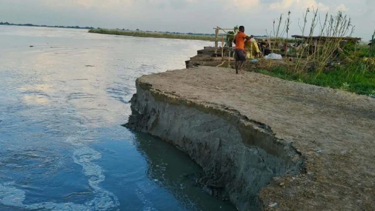कोसी का बढ़ा जलस्तर, 48 घंटे में 6 लाख क्यूसेक डिस्चार्ज की आशंका; तटबंधों पर निगरानी