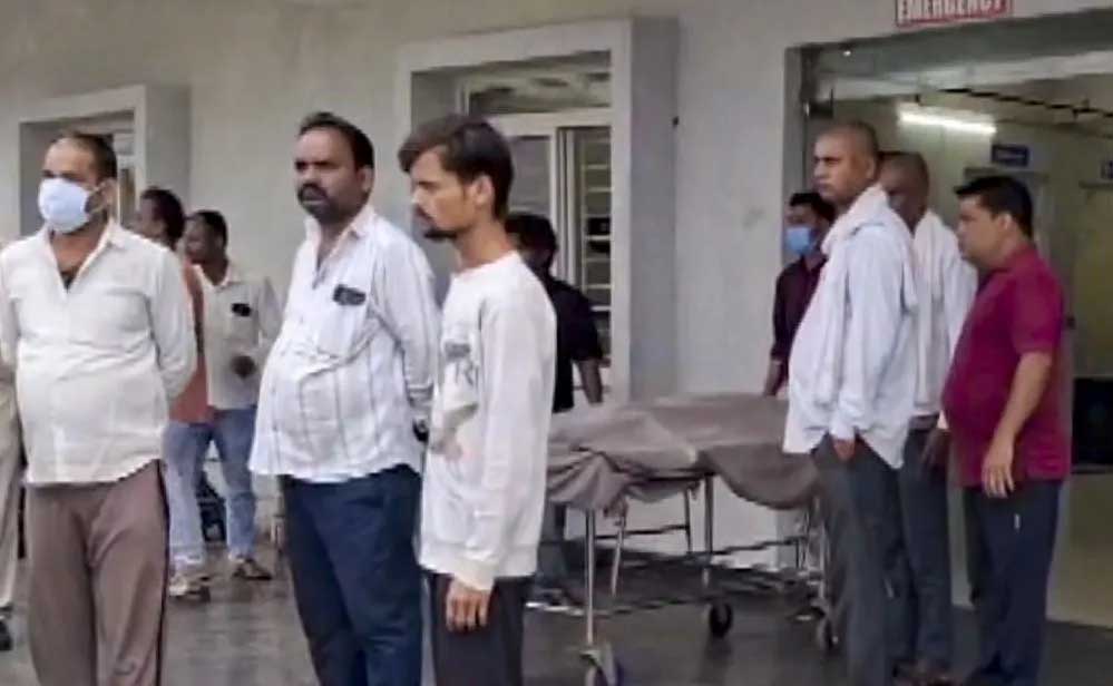 मध्य प्रदेश के सागर में जहरीली शराब से हड़कंप, 12 की मौत और कई लोग अस्पताल में भर्ती