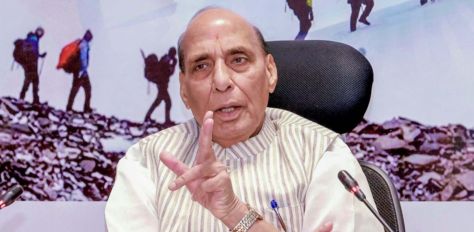 पाकिस्तान को राजनाथ सिंह की चेतावनी, आतंकवाद जारी रहा तो हमले के लिए भारत तैयार