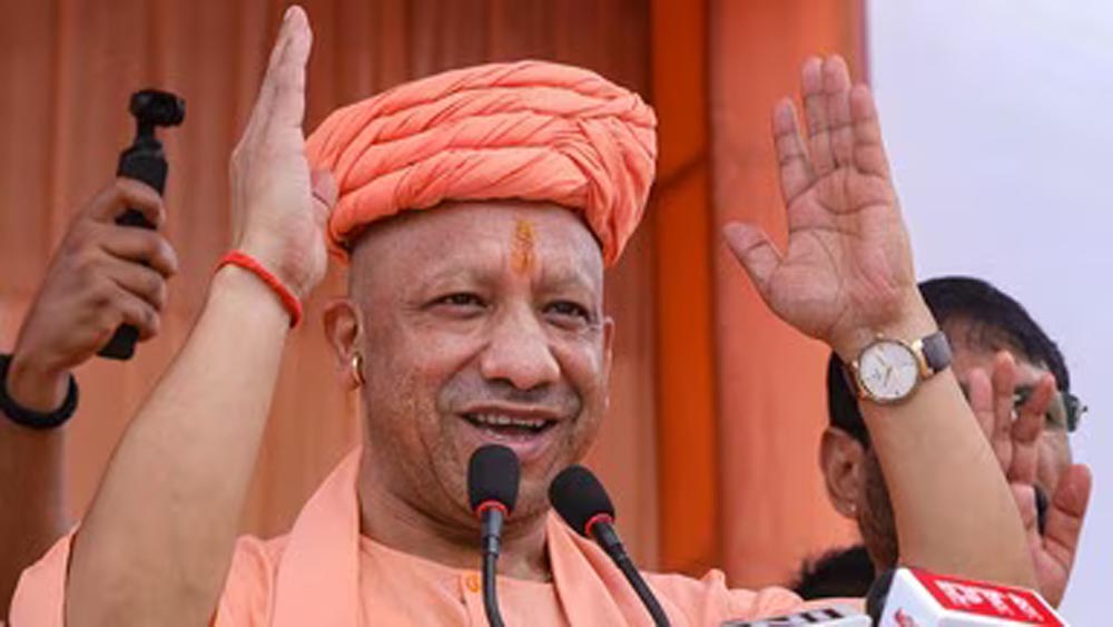 युवाओं और रोजगार पर फोकस, यूपी चुनाव से पहले योगी ने संभाली कमान