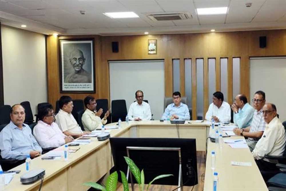 प्रदेश के सात जिलों में 35 निर्माण कार्यों का औचक निरीक्षण