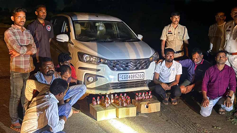 संकुल समन्वयक और शिक्षक निकले शराब तस्कर, 7 गिरफ्तार; 40 पेटियां बरामद