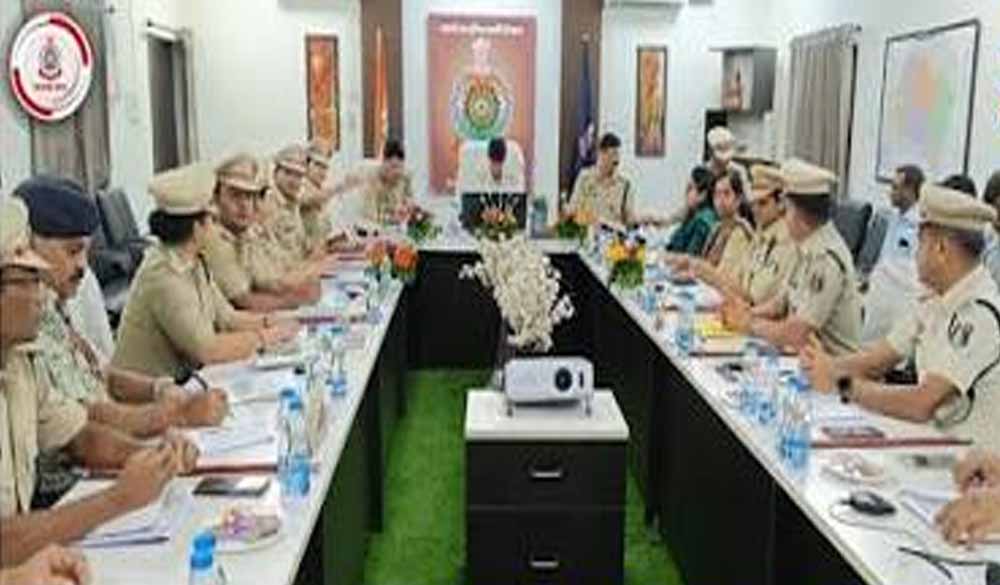 बस्तर में सुरक्षा को लेकर मंथन, DGP अरुण देव गौतम पहुंचे जगदलपुर