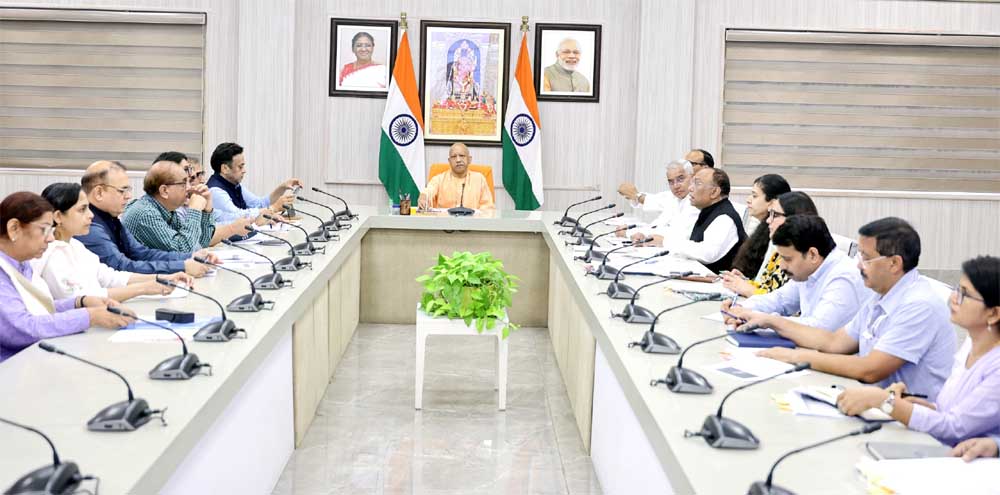 जलभराव की समस्या का तत्काल समाधान सुनिश्चित करने के लिए नगर निगमों और स्थानीय निकायों को किया गया सचेत