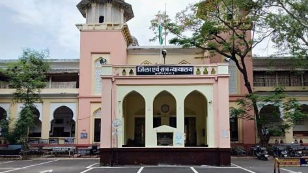 इंदौर में अयोध्या गृह निर्माण संस्था के करोड़ों के फर्जीवाड़े पर कोर्ट सख्त, 145 फ्लैट-9 दुकानों के प्रोजेक्ट में FIR के आदेश