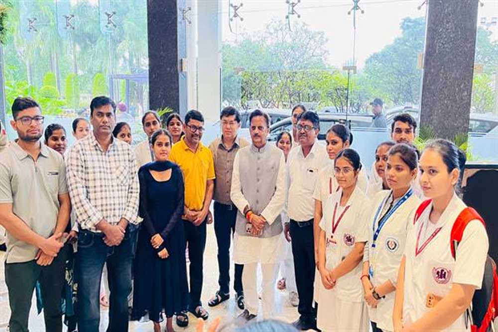 नर्सिंग विद्यार्थियों ने परीक्षा परिणाम जारी होने पर उप मुख्यमंत्री  शुक्ल का जताया आभार