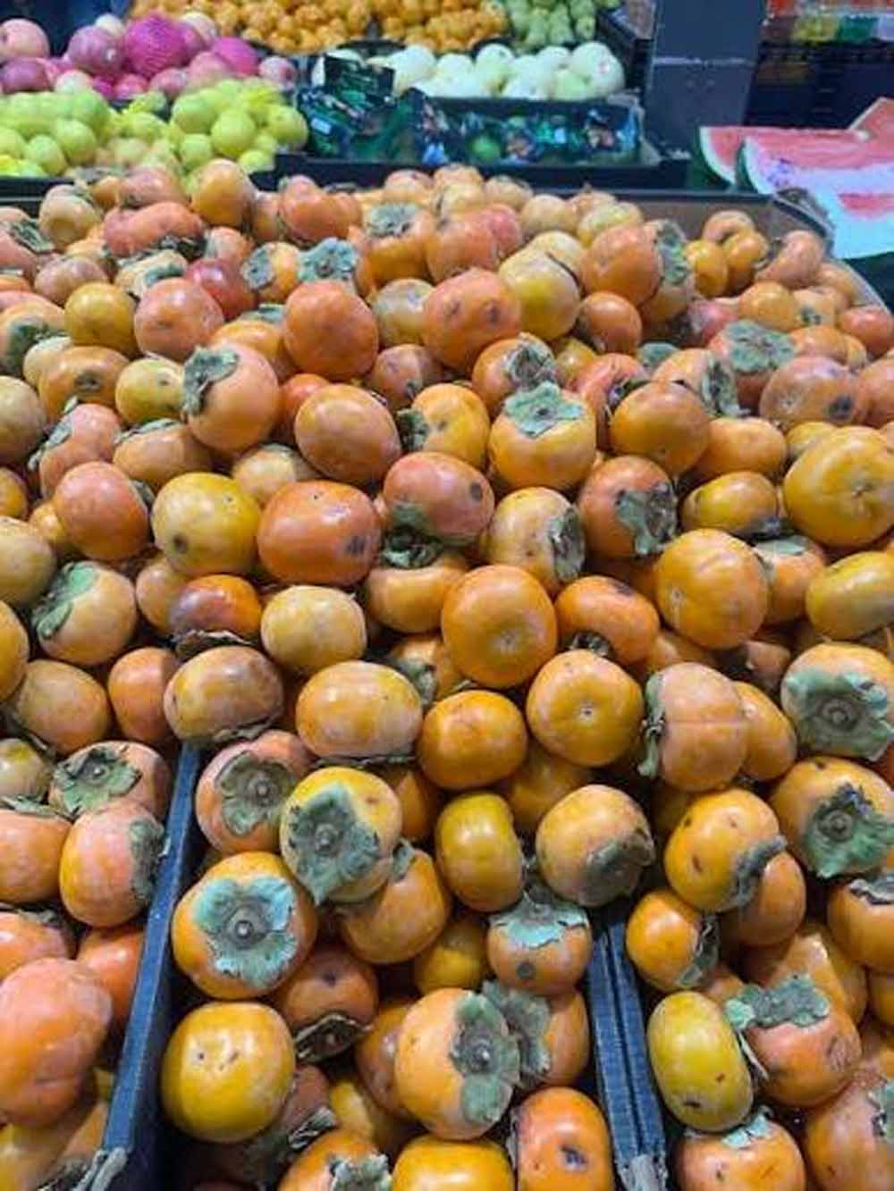 कुल्लू के ‘अमरफल’ की देशभर में होगी सप्लाई, लुधियाना से पहली खेप रवाना