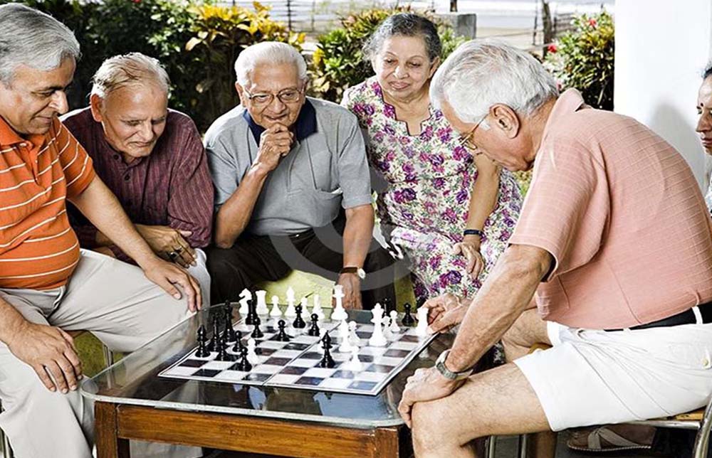 बुजुर्गों के लिए चंडीगढ़ में बनेगा बैठक स्थल, खेल सकेंगे शतरंज-लूडो