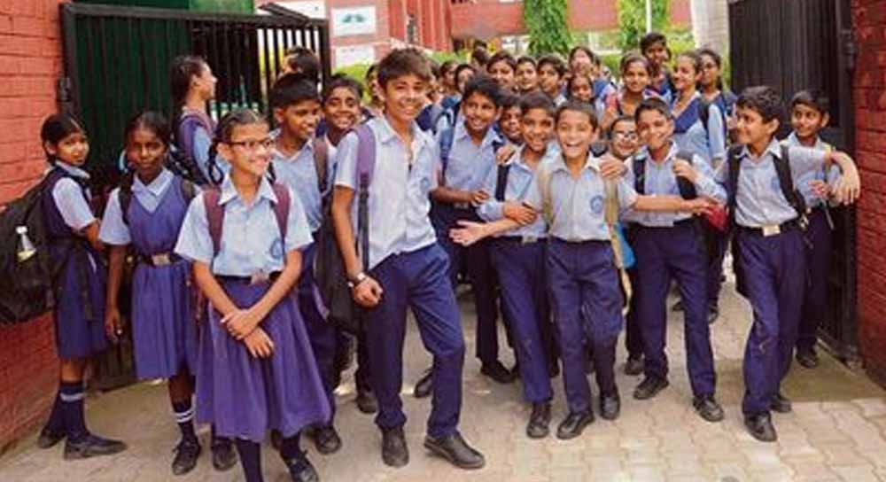 अब स्कूल से गायब हुए तो तुरंत घर पहुंचेगा मैसेज, चंडीगढ़ के 111 सरकारी स्कूलों में नई व्यवस्था