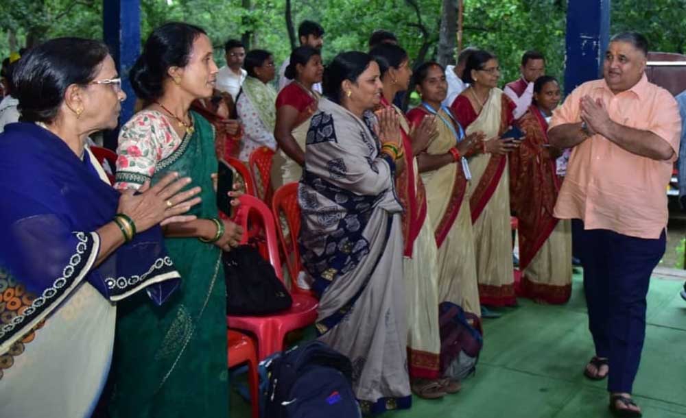 मितानिन बहनें छत्तीसगढ़ के स्वास्थ्य तंत्र की मजबूत और महत्वपूर्ण कड़ी: राजेश अग्रवाल
