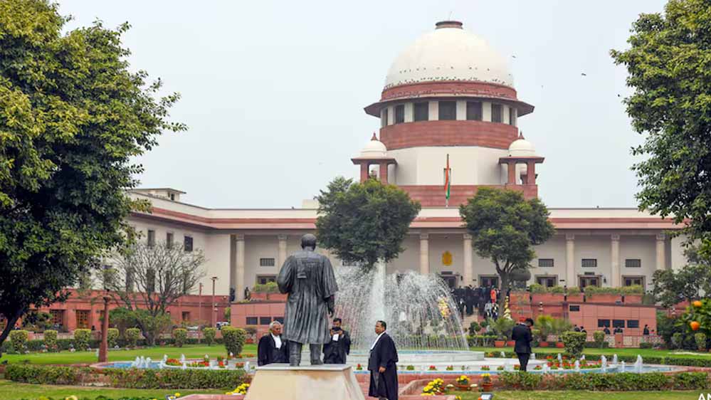 बिल्डरों को सुप्रीम कोर्ट की दो टूक, ब्रोशर में जो वादा किया उसे पूरा करना होगा; DLF मामले में सख्ती