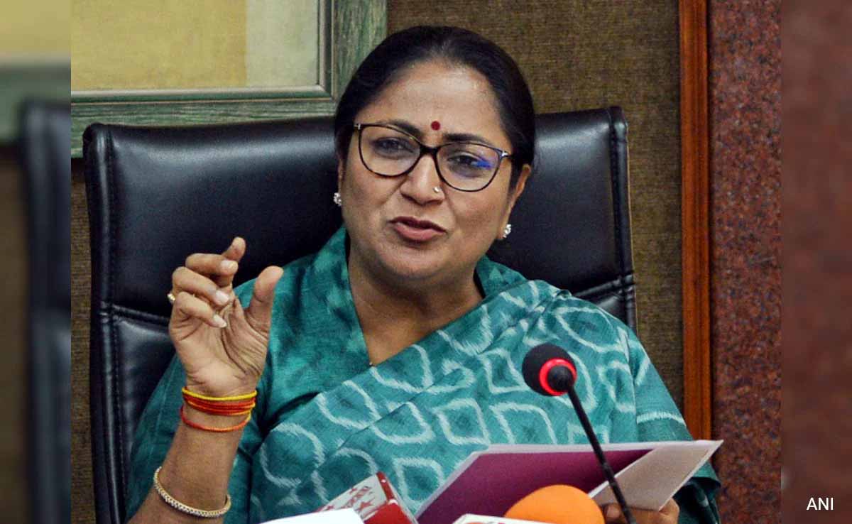 चलती बस गैंगरेप मामले पर CM रेखा गुप्ता का बड़ा बयान, बोलीं- ‘गलती हुई थी’