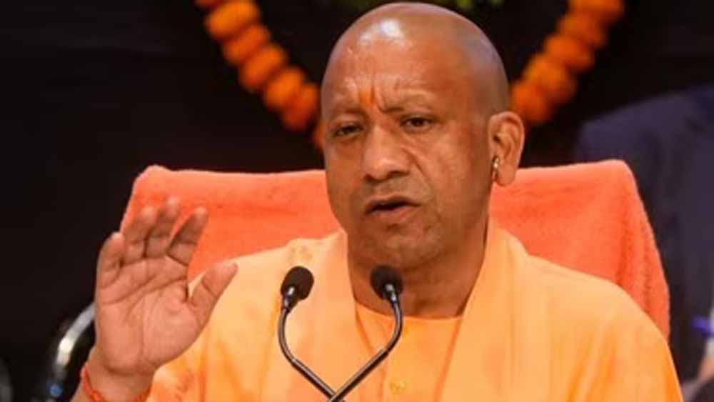 योगी सरकार का बड़ा रोजगार प्लान, पुलिस-होमगार्ड समेत 1 लाख से अधिक भर्तियों की तैयारी