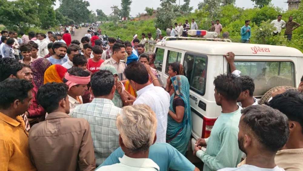 घर में अकेली थी गर्भवती महिला, दुष्कर्म के आरोप से गांव में तनाव; पुलिस तैनात