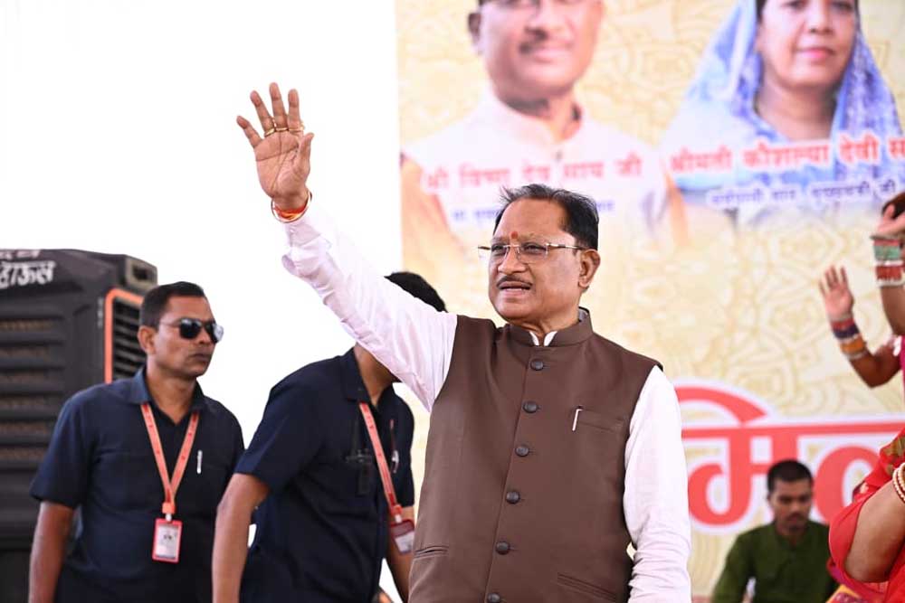 मुख्यमंत्री  विष्णु देव साय की पहल से जशपुर में महुआ को मिल रहा नया स्वरूप, जशप्योर और जय जंगल के प्रयासों से जनजातीय परिवारों एवं महिला स्वसहायता समूहों के लिए आजीविका की नई संभावनाएं