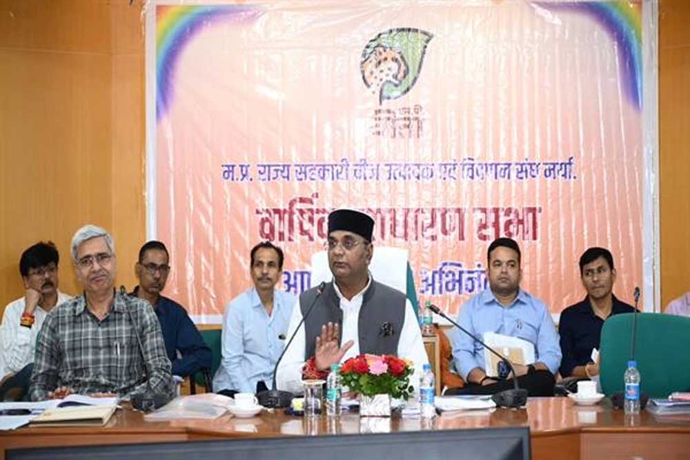 बीज उत्पादन में तकनीकी नवाचार, स्थानीय फसलों और पैक्स-एफपीओ के माध्यम से वितरण पर जोर