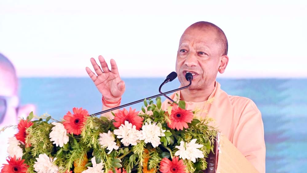सपा के उपदेशक नेता गिनते जाएं, हम छह महीने में एक लाख से अधिक नौजवानों को नियुक्ति देंगे- सीएम योगी