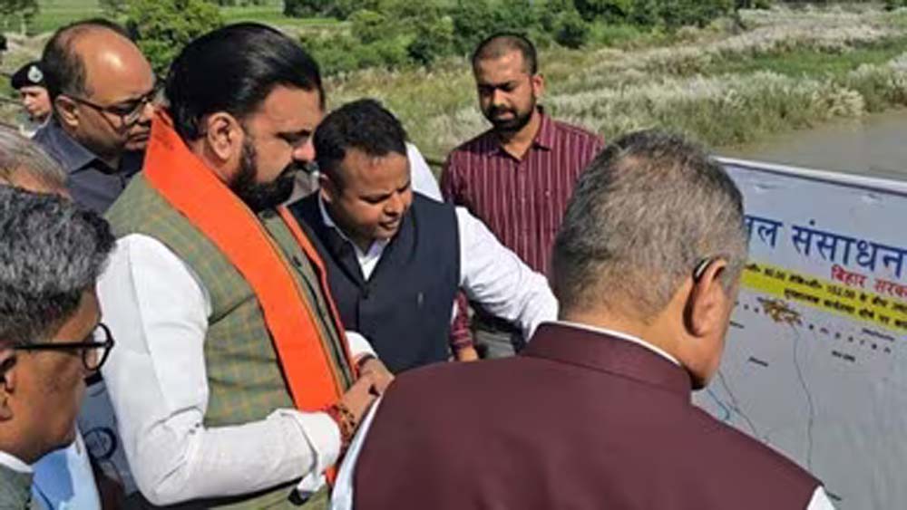 गंगा-कोसी के बाद गंडक ने बढ़ाई मुसीबत, बिहार के 6 जिलों में बाढ़ से हाहाकार; NDRF-SDRF की 41 टीमें उतरीं