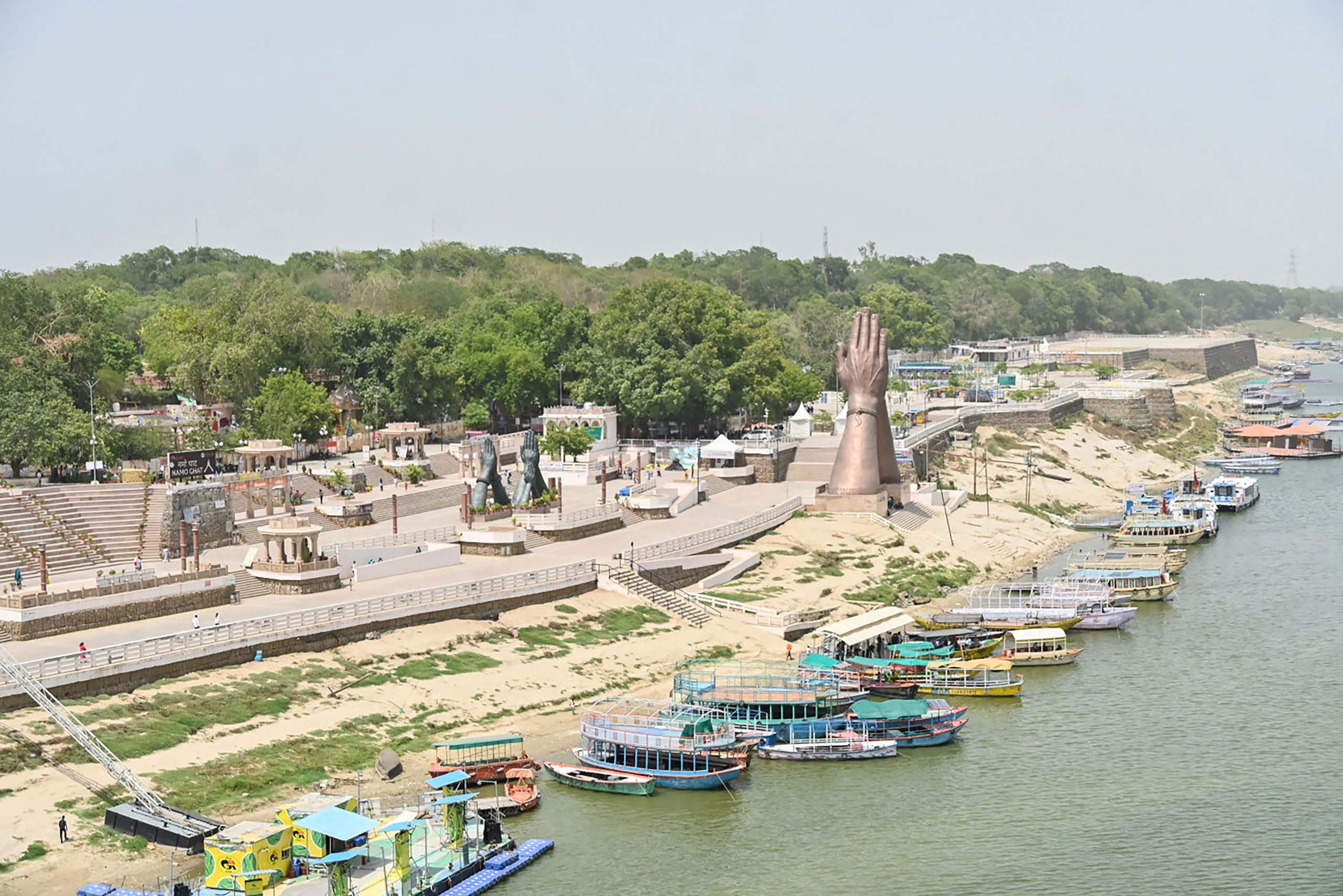 नमो घाट पर आम लोगों की आवाजाही बंद, एयर शो में जुटेंगे 30 लाख दर्शक