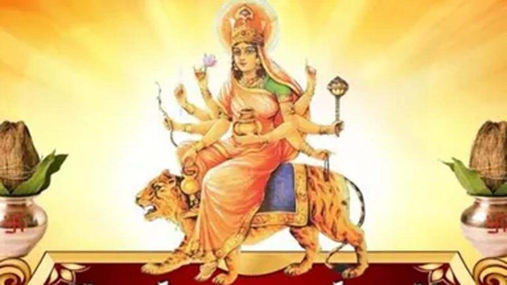 Navratri 4th Day 2026: मां कूष्मांडा को लगाएं मालपुए का भोग, जानें पूजा विधि और शुभ रंग