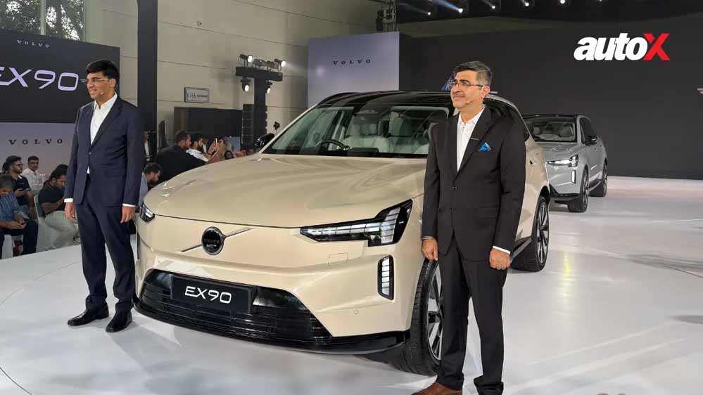 Volvo EX90 Electric SUV: भारत में आई लग्जरी इलेक्ट्रिक SUV, दमदार बैटरी और प्रीमियम फीचर्स के साथ कीमत जानें