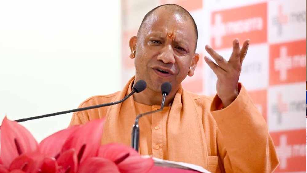 सपाई गिरगिट की तरह बदलते हैं रंग, सत्ता में वापसी की उम्मीद खत्म इसलिए कर रहे मनमाने वादे : मुख्यमंत्री योगी