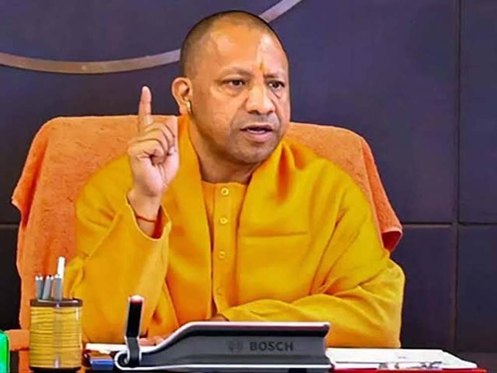 भाजपा नेता के फार्म हाउस में लूट से हड़कंप, CM योगी ने लिया संज्ञान; एसओ पर गिरी गाज