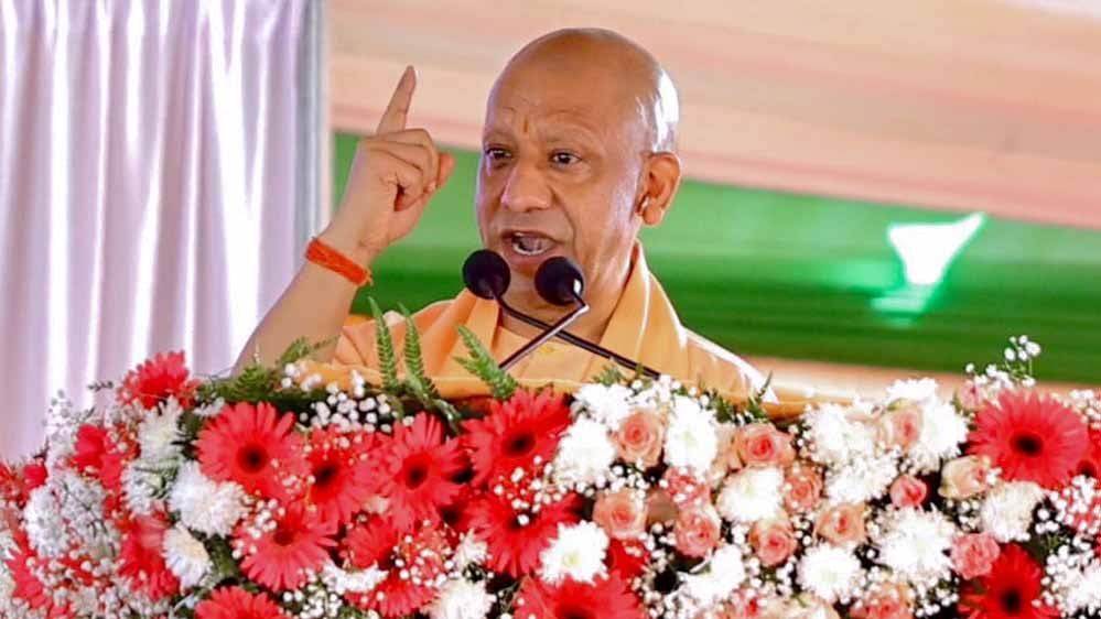 बरेली क्लब ग्राउंड में भाजपा प्रत्याशी डॉ. हरि सिंह ढिल्लो के समर्थन में शिक्षक सम्मेलन को मुख्यमंत्री योगी ने किया संबोधित