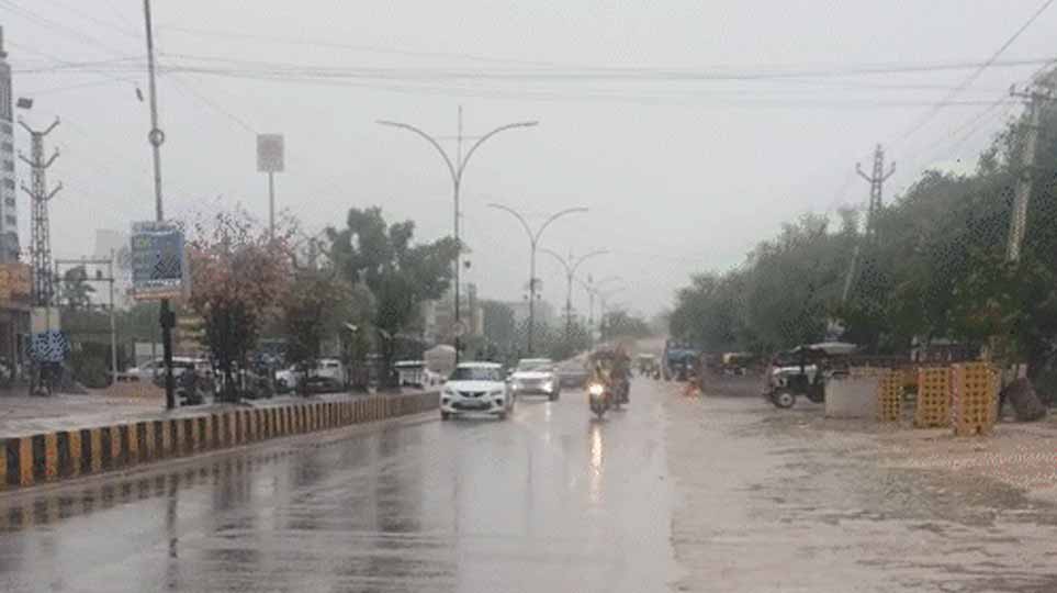 मध्यप्रदेश में फिर बदलेगा मौसम, 20 जिलों में तीन दिन आंधी और बारिश के आसार