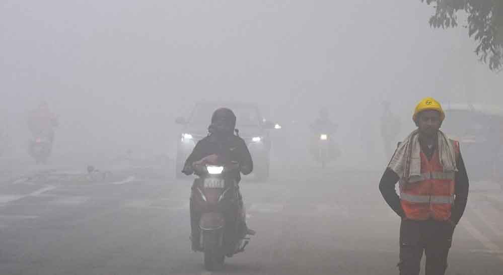 कोहरे में हादसों पर लगेगी लगाम? योगी सरकार ने हाईवे-एक्सप्रेसवे की सुरक्षा के लिए बनाया प्लान