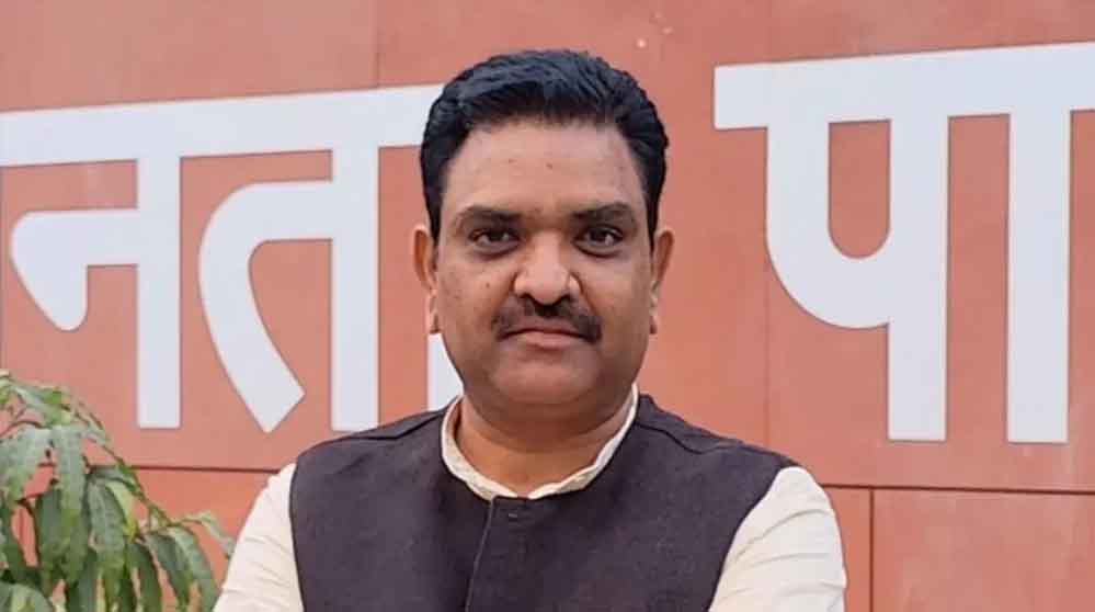 सपा में न कोई नीति है और न नैतिकता, सिर्फ कुर्सी के लिए परिवारवादी छलावा: असीम अरुण