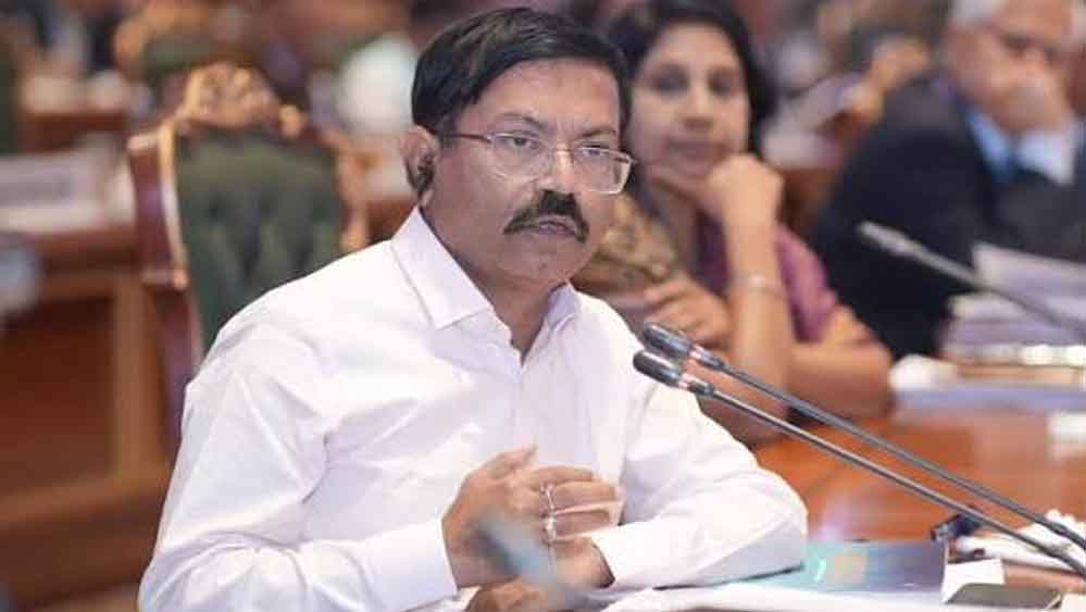 ‘शुक्र मनाएं भारत में हैं, सऊदी अरब में नहीं’, मनोज श्रीवास्तव की पोस्ट पर छिड़ी चर्चा
