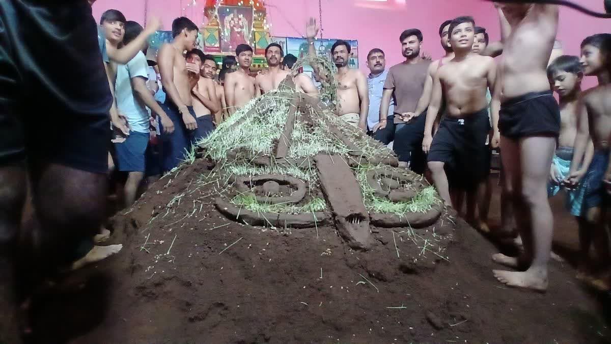 Dussehra 2026: राजस्थान में कहीं रावण की पूजा, कहीं पैरों से कुचलकर किया जाता है वध
