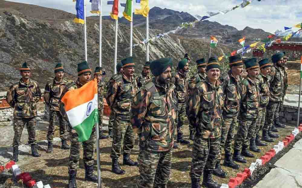 ताकसिंग सेक्टर में भारत-चीन सीमा पर तनाव की चर्चा, नक्शों में अंतर और सीमित सड़कें बनीं चिंता