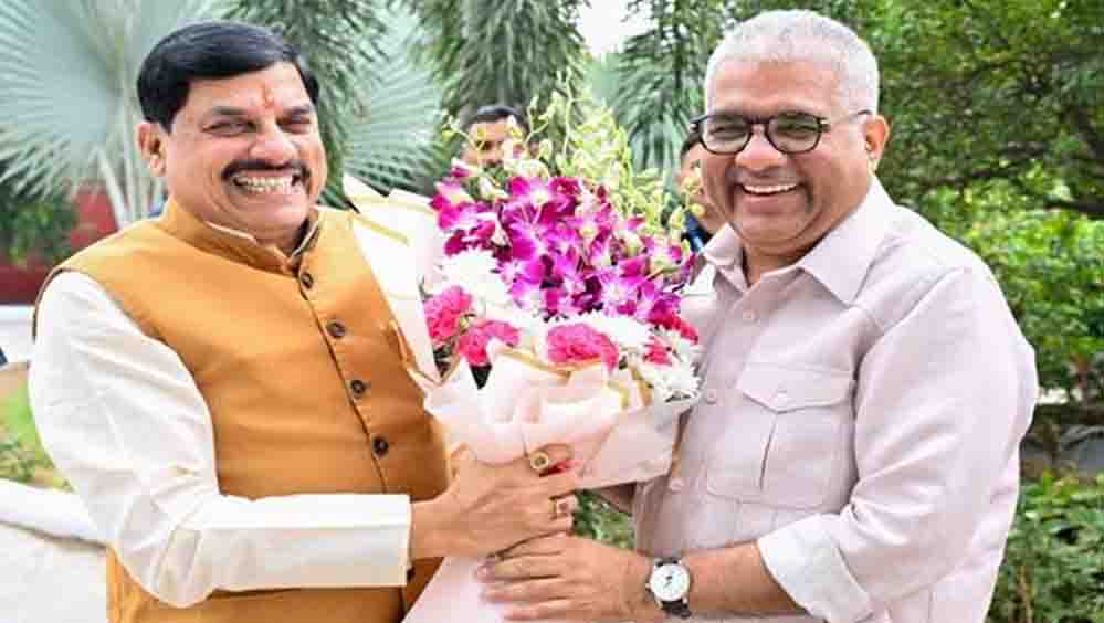 मुख्यमंत्री डॉ. यादव ने केंद्रीय मंत्री यादव से की सौजन्य भेंट