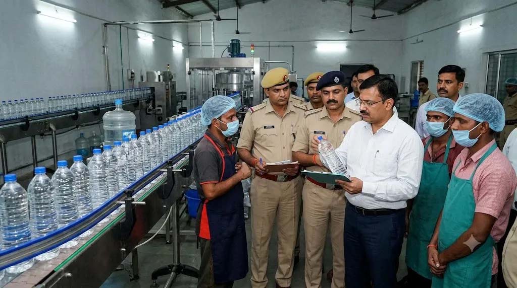 यूपी में पानी की 513 सैंपल जांच में फेल, 152 इकाइयों के लाइसेंस निलंबित; जानें नए नियम