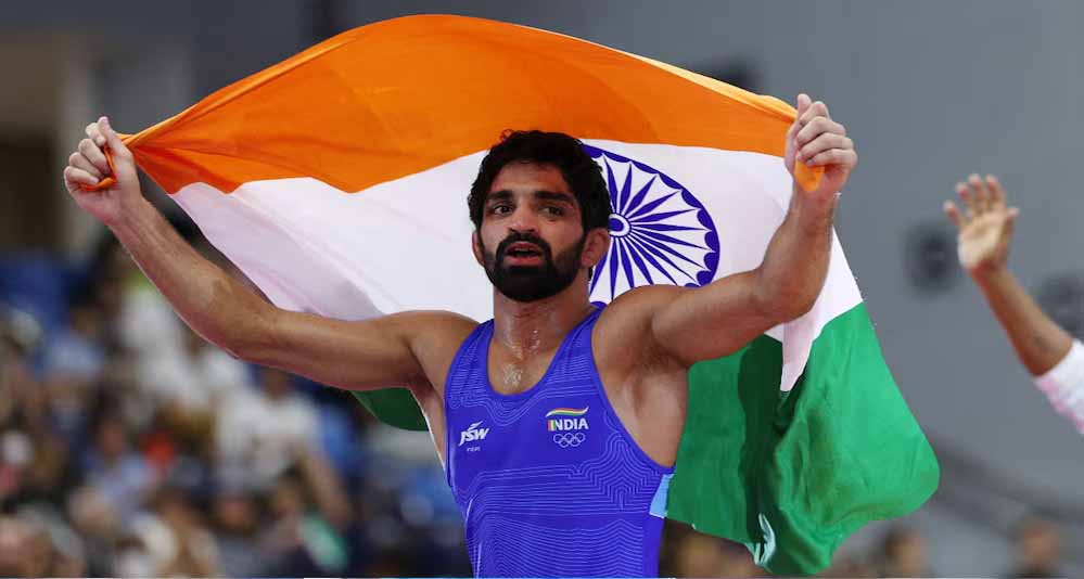 मिट्टी के अखाड़े से एशियन गेम्स के गोल्ड तक, अमन सहरावत की संघर्ष से सफलता की कहानी