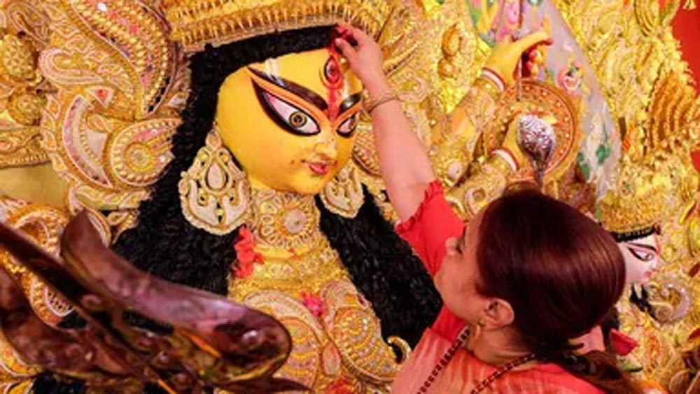 दशहरा पर पटना प्रशासन अलर्ट, रात 10 बजे से लाउडस्पीकर पर रोक; विसर्जन जुलूसों की होगी वीडियोग्राफी