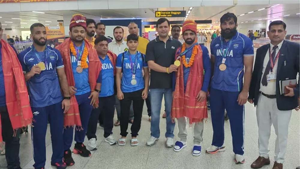 हरियाणा के खिलाड़ियों ने बढ़ाया देश का गौरव, 14 स्वर्ण समेत 32 पदक जीतने वालों का हुआ सम्मान