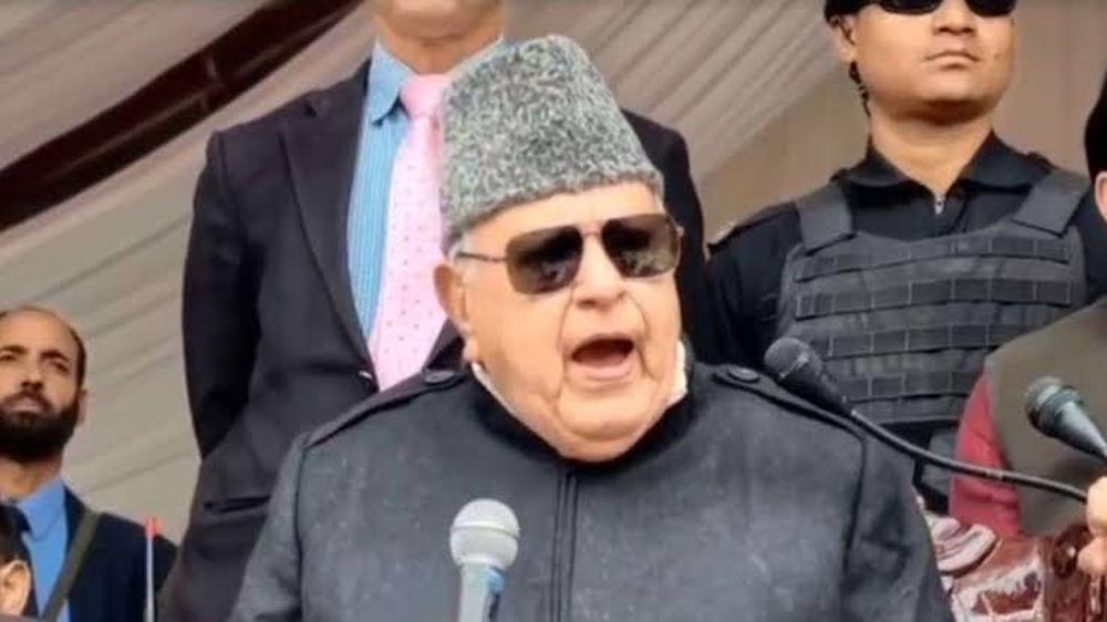 ‘पाकिस्तान ने कश्मीरियों को बचाया’, फारूक अब्दुल्ला के बयान पर भड़की BJP, कार्रवाई की मांग