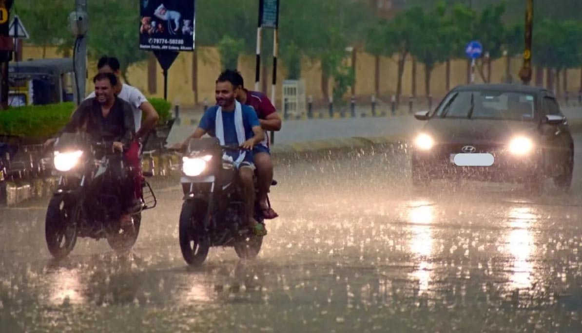 राजस्थान के इन इलाकों में बरसेंगे बादल, बीकानेर-जोधपुर संभाग के लिए मौसम विभाग का अपडेट